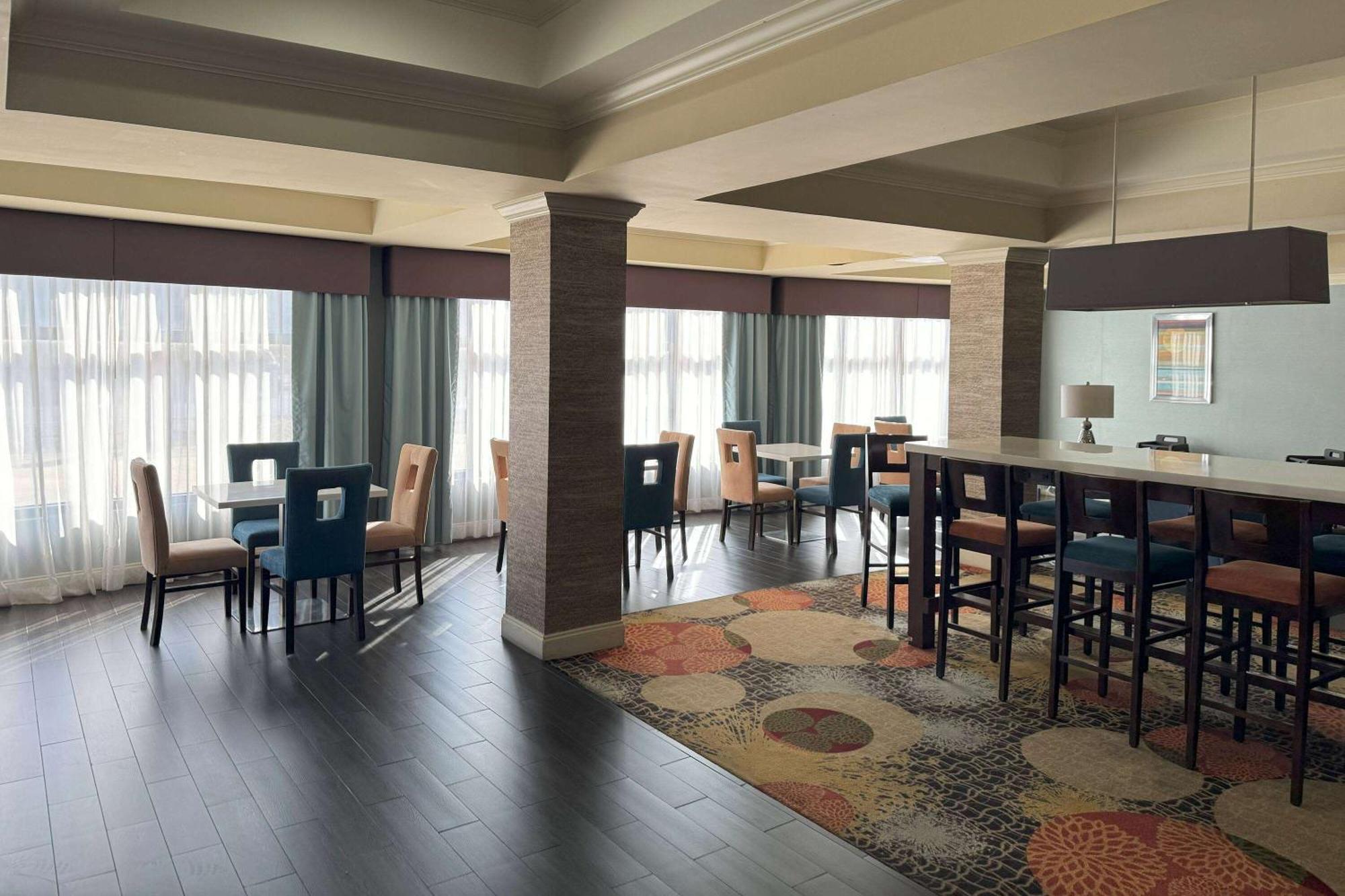 Baymont By Wyndham Bessemer Exterior photo